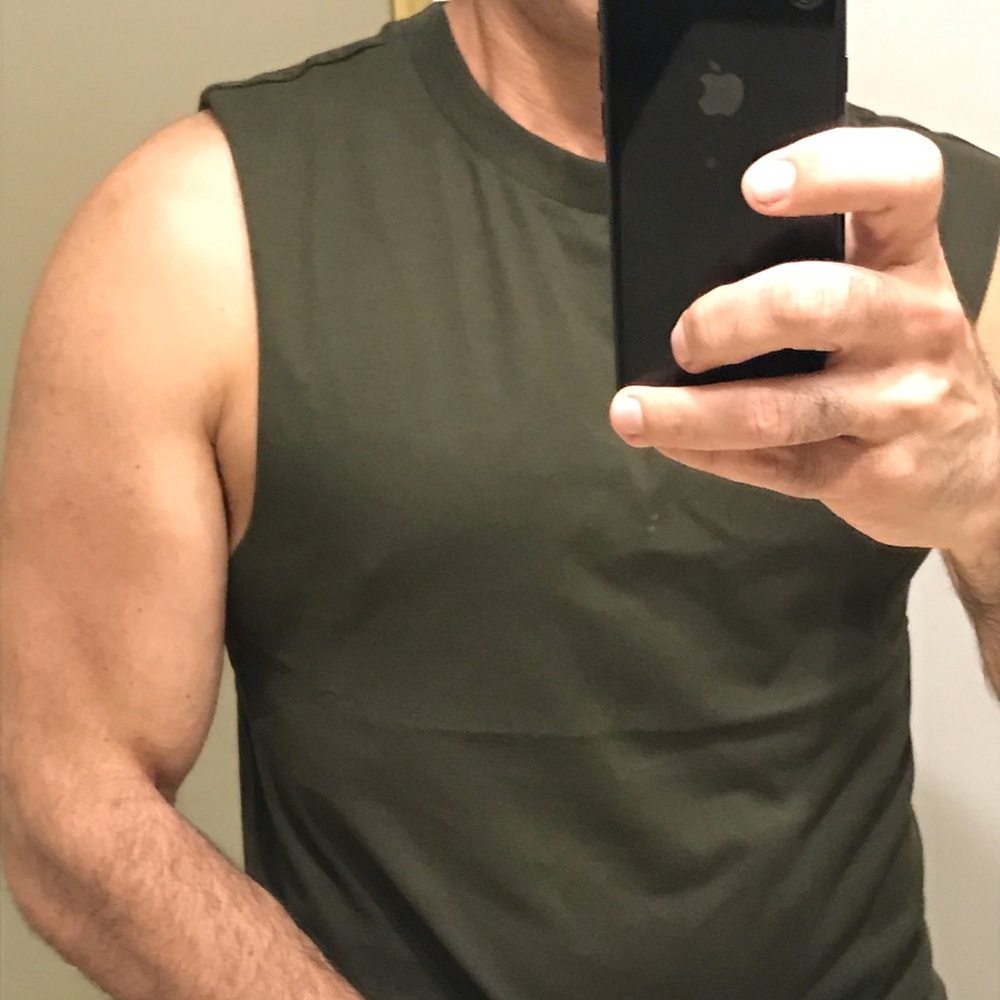 Sleeveless Green T-shirts NEW With Tag